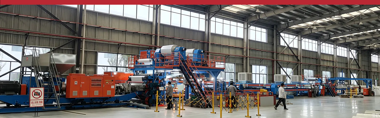 Tip ekstruzije Zero Water Absorb A2 Linija za proizvodnju kompozitnih ploča od nezapaljivog metala (aluminij)